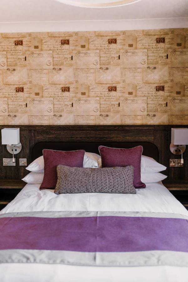 The Bull Hotel Stony Stratford Exteriér fotografie