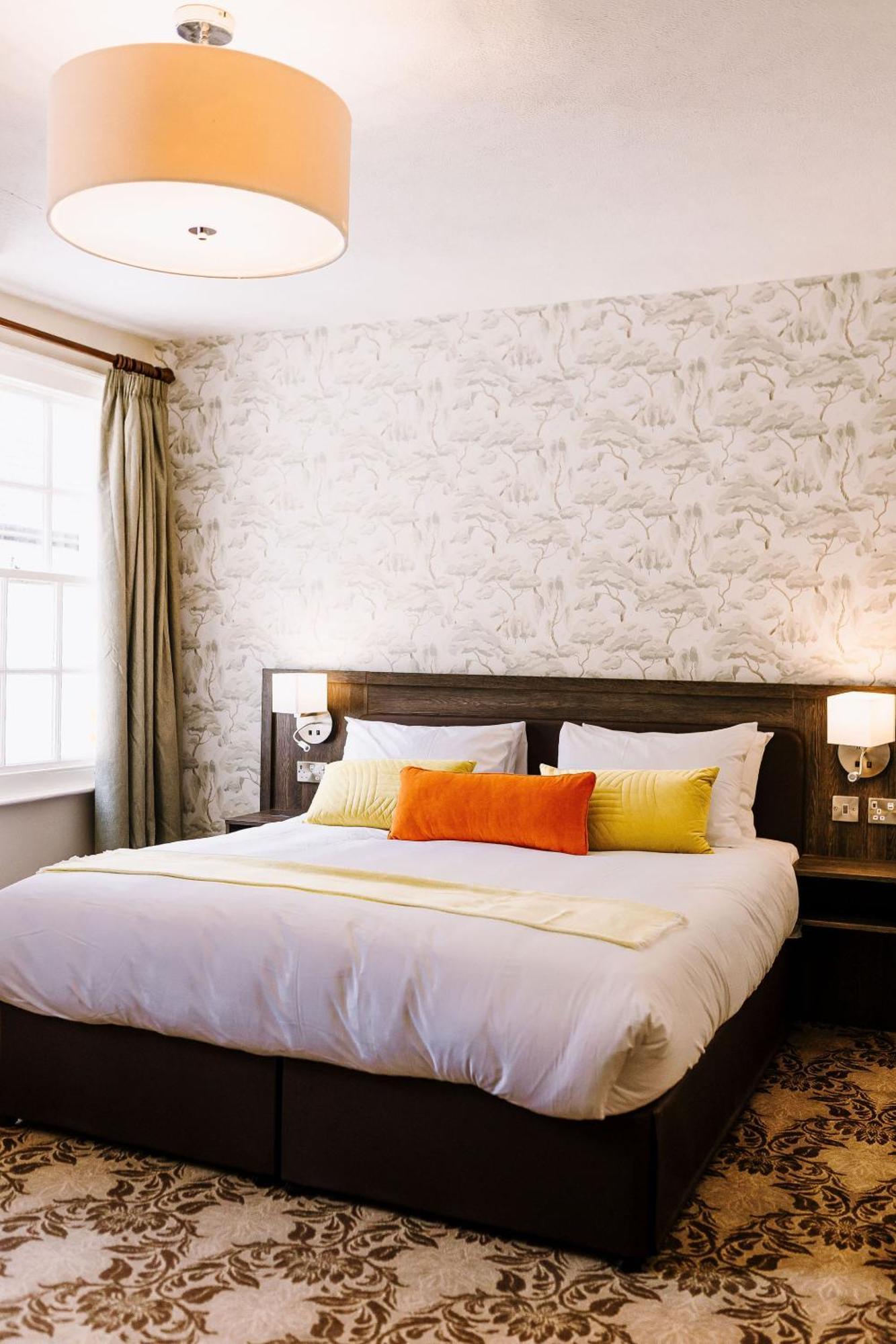 The Bull Hotel Stony Stratford Exteriér fotografie