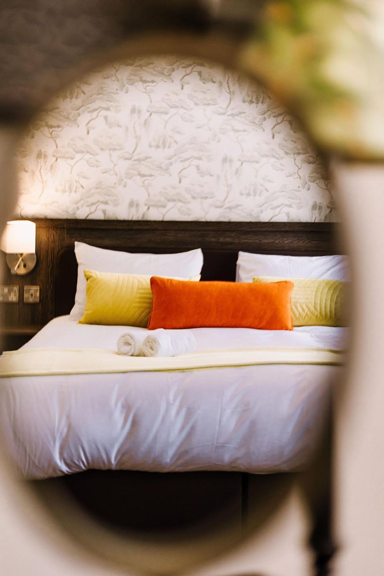 The Bull Hotel Stony Stratford Exteriér fotografie